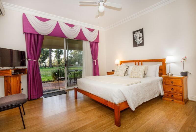 Inn The Tuarts Guest Lodge Busselton Accommodation - Adults Only Exterior photo